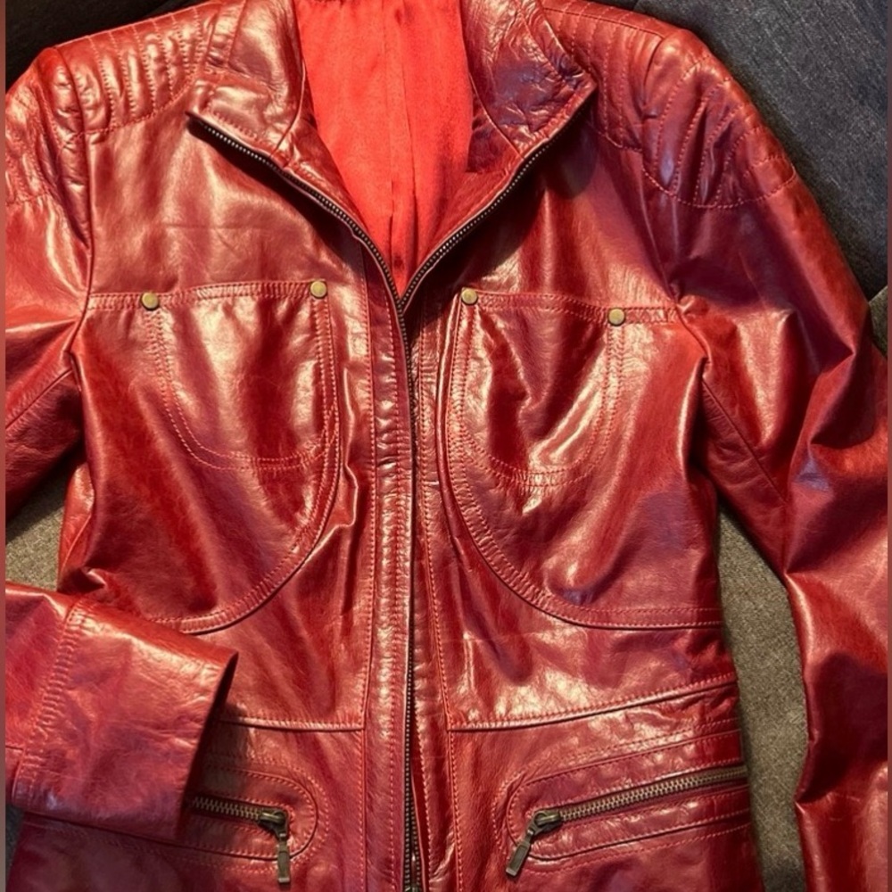 Julia Certona Red Leather Fitted Jacket NWT  Small/ Size 36